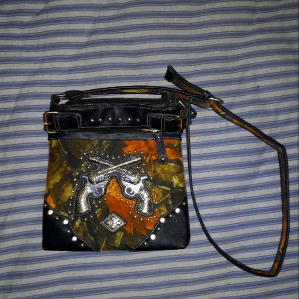 Camo crossbody bag